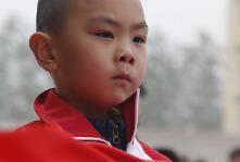 青春期孩子说不得?自己犯了错还要抱怨家长的批评该怎么办-贝叔育儿-陪伴成长